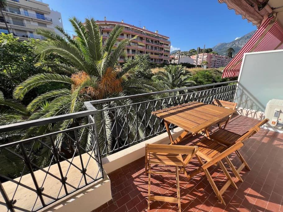 Magnifique T2 Proche Mer Et Ville Refait A Neuf Avec Terrasse マントン エクステリア 写真